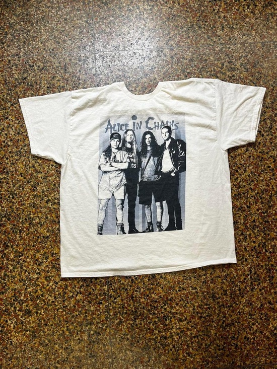 Gildan Other - Alice In Chains Vintage Band Tee - White